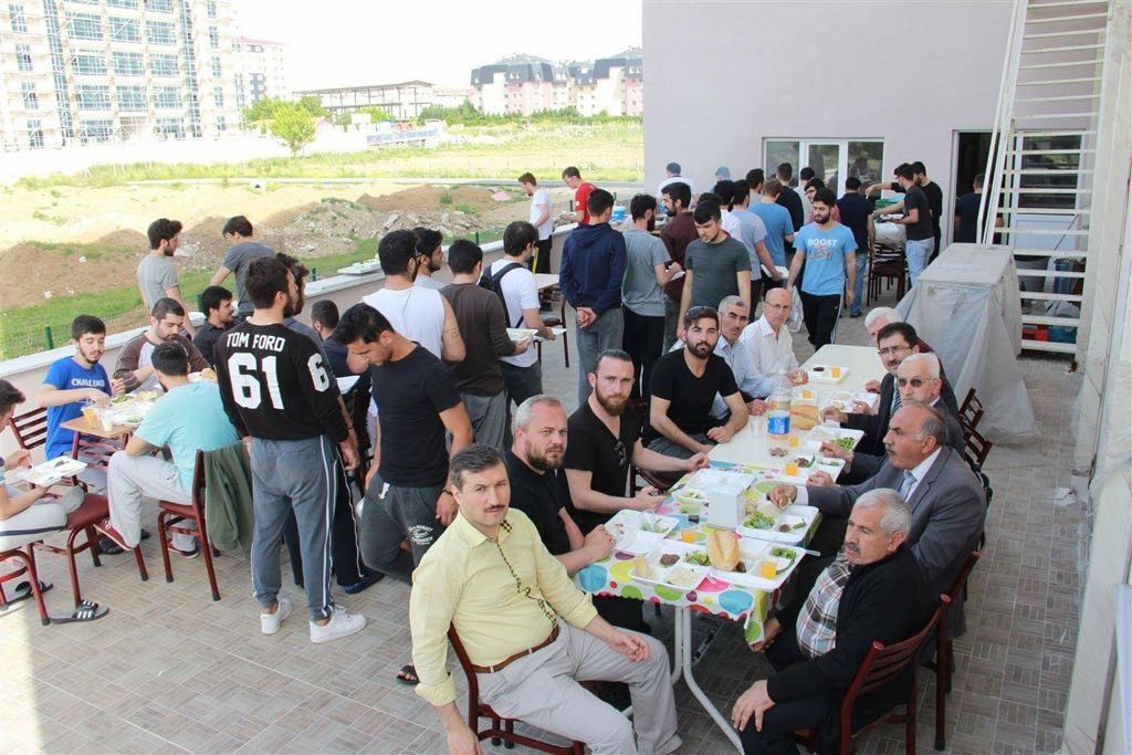https://bahcelievleryurdu.com/wp-content/uploads/2022/06/1112.jpg
